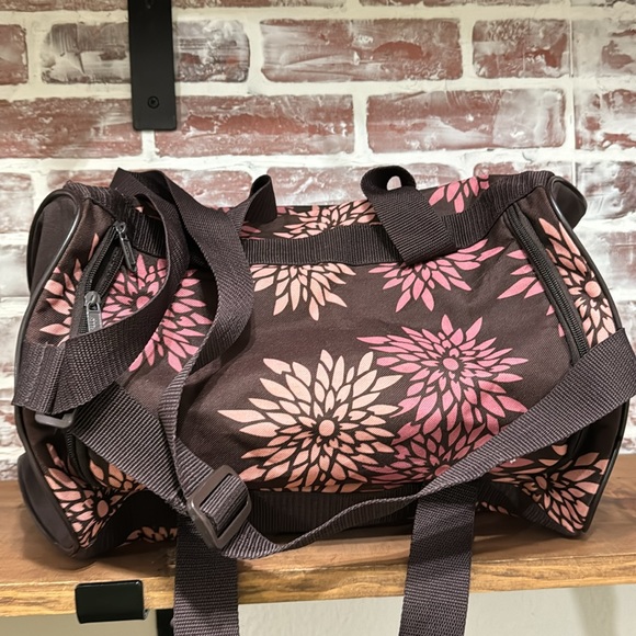 Adidas Floral Print Duffle Bag 18in X 10in X 11in - Picture 5 of 9